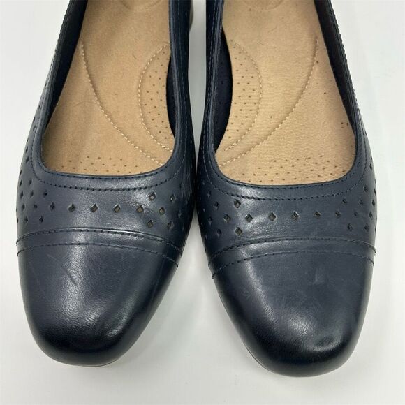 Clarks Ballet Flats Size 10 Navy Blue Perforated Leather Slip On Casual Loafers - Picture 6 of 12